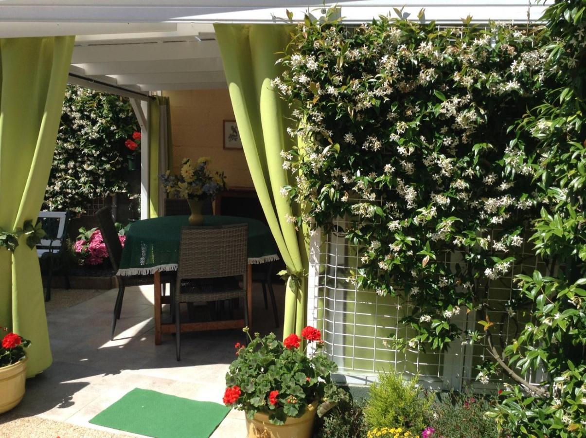 La Maison S'Apelle Le P'Tit Nid Granville Esterno foto